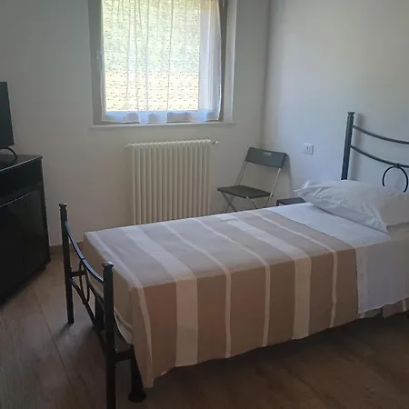 Pensión Dalla Gina E Paolino Aulla